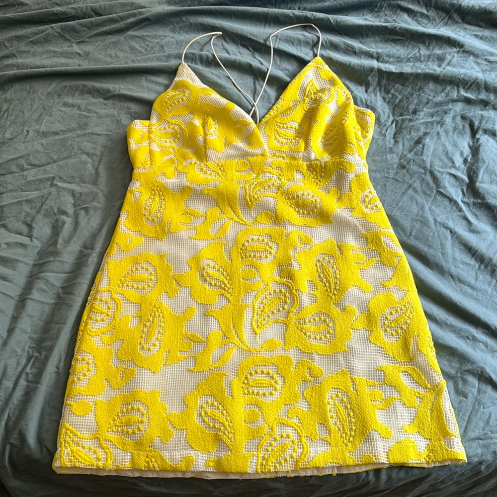 Maeve women’s short dress size 10 runs a bit small.